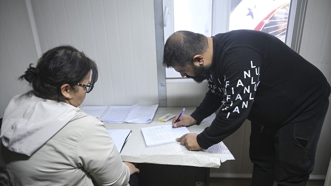 Gençlerbirliği üyeleri seçimli olağanüstü genel kurul için imza kampanyası başlattı