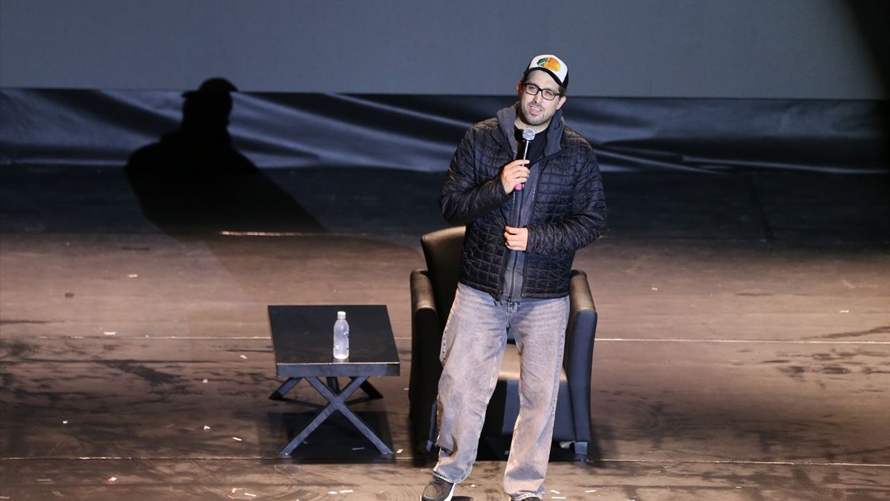 Gençlik ve Spor Bakanı Osman Aşkın Bak, Antalya'da 2025 Tiyatro Türkiye Finali'ne Katıldı