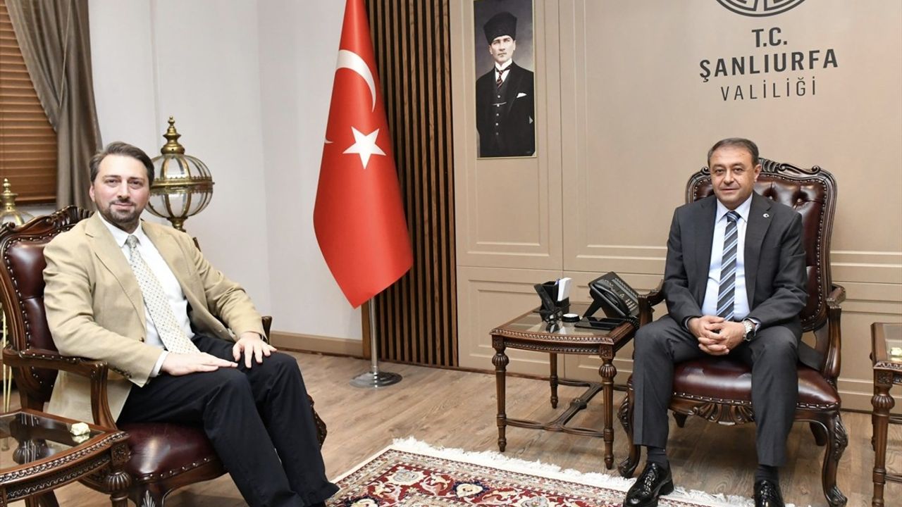 Halep Başkonsolosu Muammer Hakan Cengiz'in Şanlıurfa Ziyareti: Valilik ve Büyükşehir Temasları