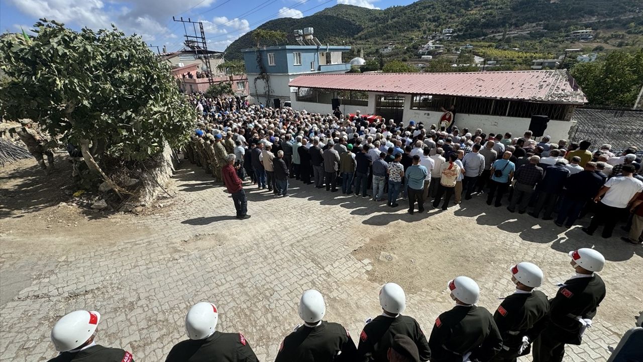 Hatay'da 105 yaşındaki Kore Gazisi Derviş Karakuş Son Yolculuğuna Uğurlandı
