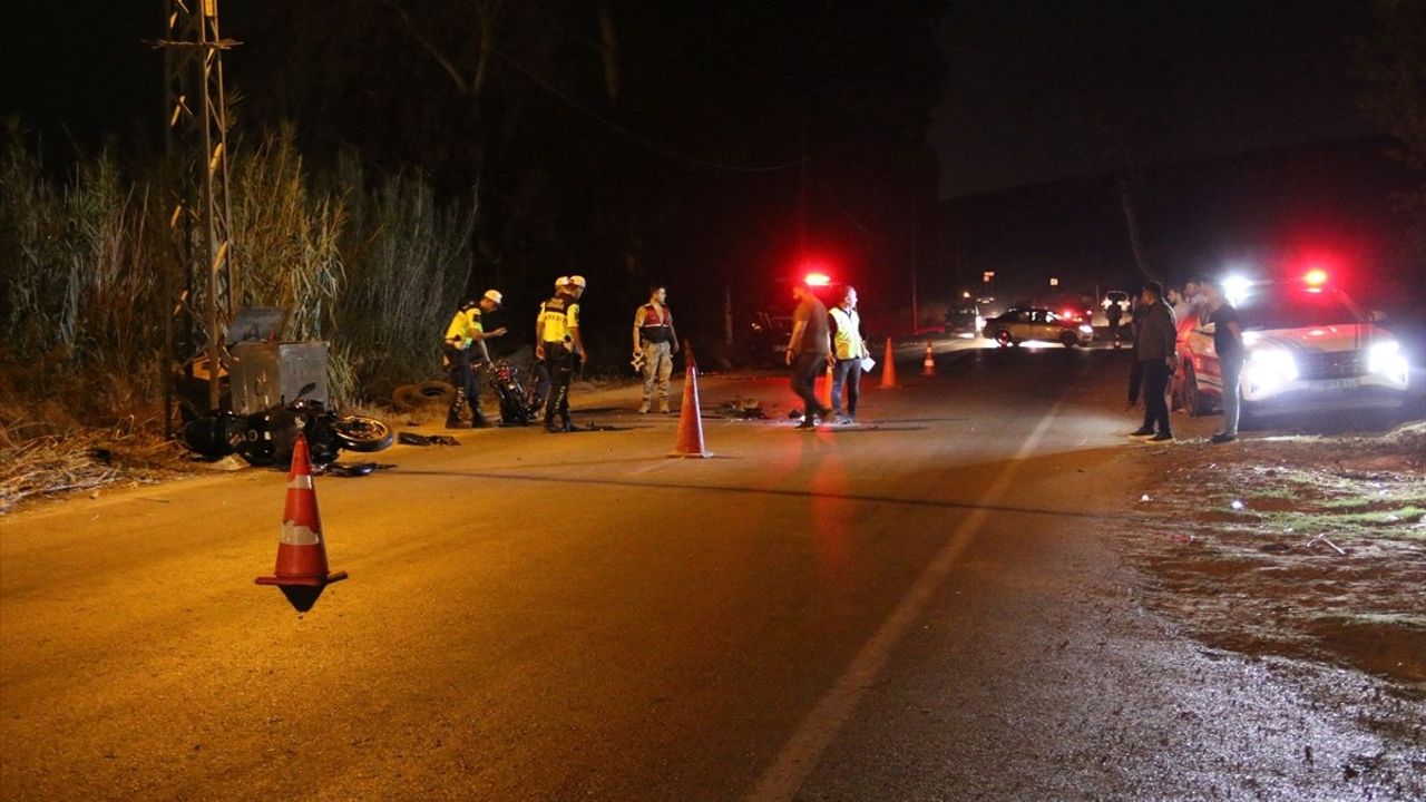 Hatay'ın Kırıkhan ilçesinde iki motosiklet çarpıştı: 1 ölü, 1 ağır yaralı