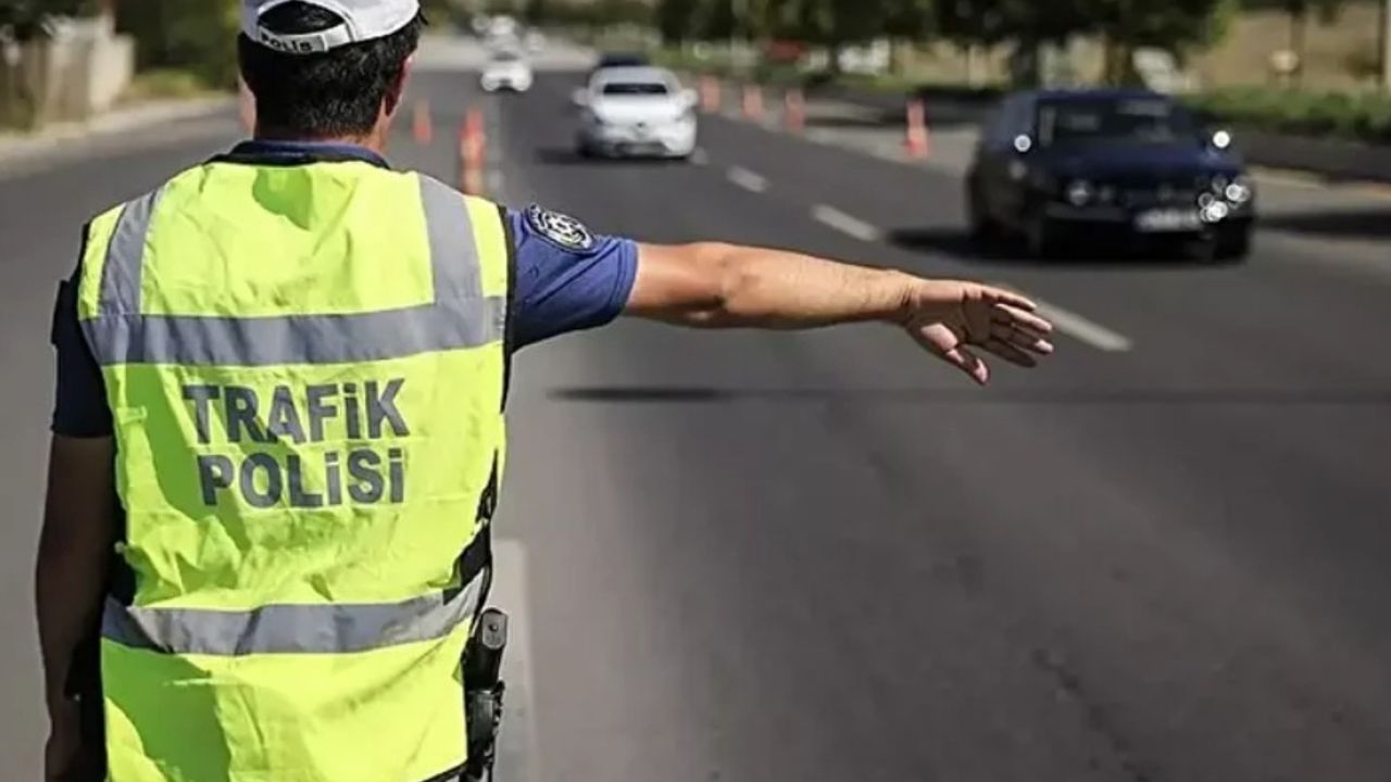 Hız Sınırını Aşmanın Bedeli Çok Ağır Olacak! Bakan Yerlikaya 2026 Tarihini Verdi, İşte Yeni Ceza Listesi