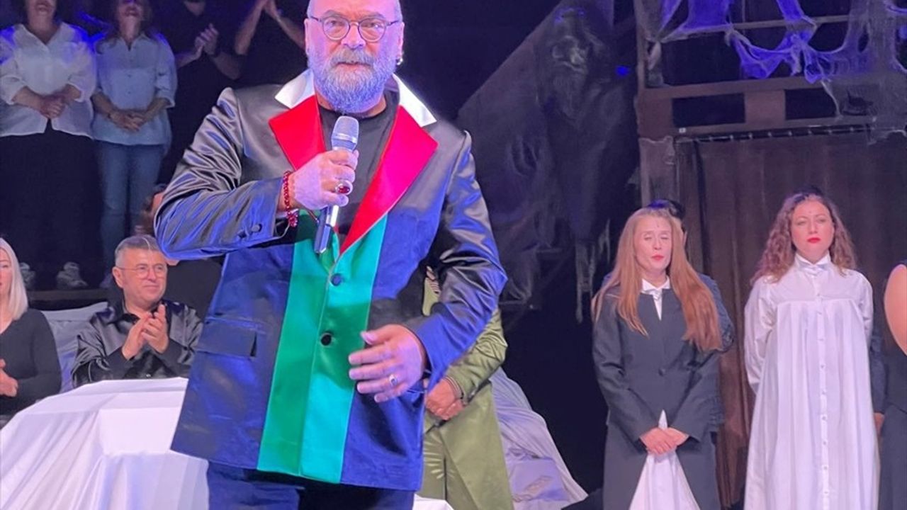 İBB Şehir Tiyatroları 2025-2026 sezonunu 'Bir Ziyaret' ile açtı — oyun Gazze'deki çocuklara ithaf edildi