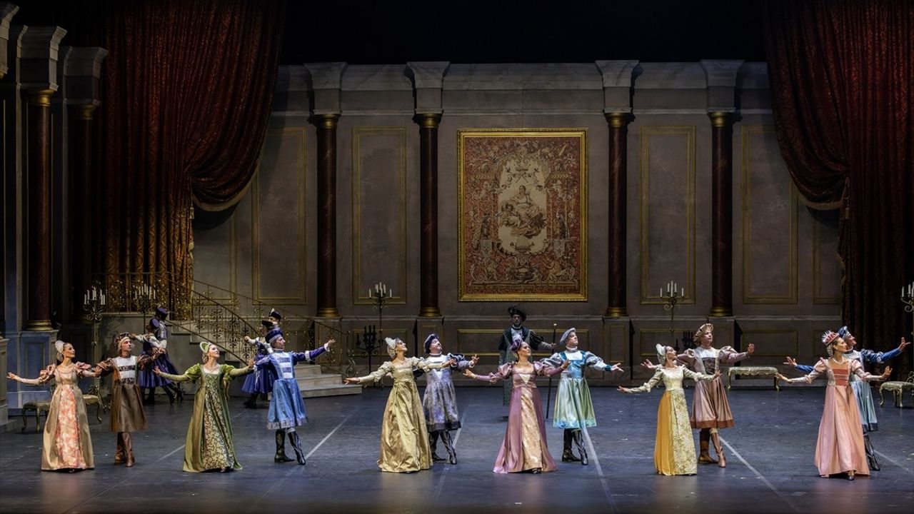 İDOB'un 'Kuğu Gölü' Balesi AKM Türk Telekom Opera Salonu'nda Sahnelendi