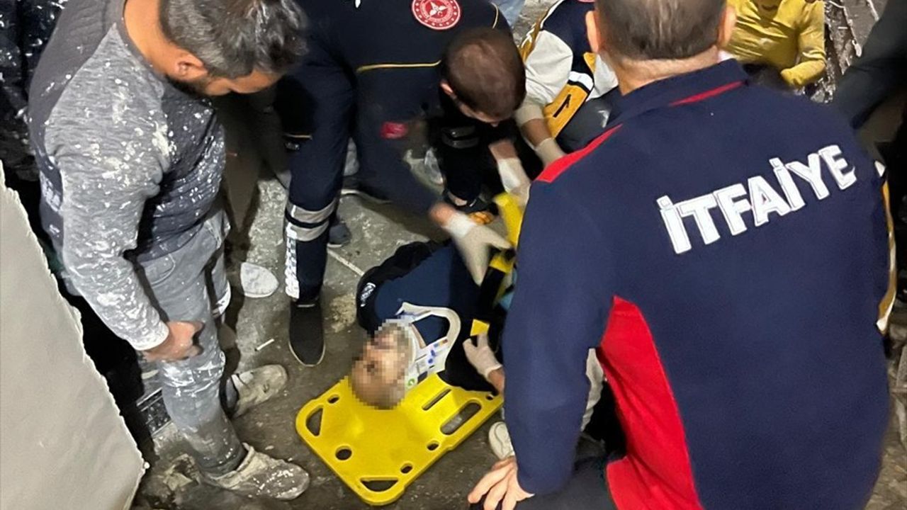 Iğdır'da inşaatta asansör boşluğuna düşen işçiden biri yaşamını yitirdi