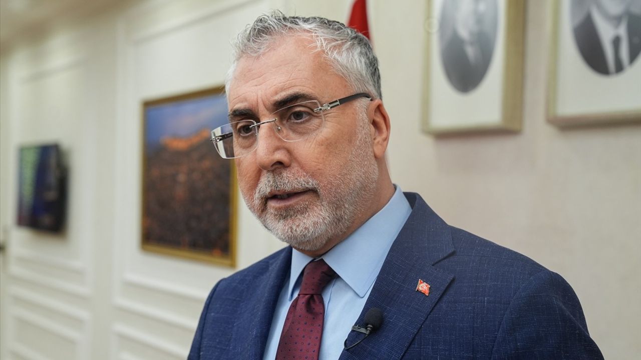 İŞKUR Gençlik Programı hedefini 2028'e kadar 1 milyona yükseltti