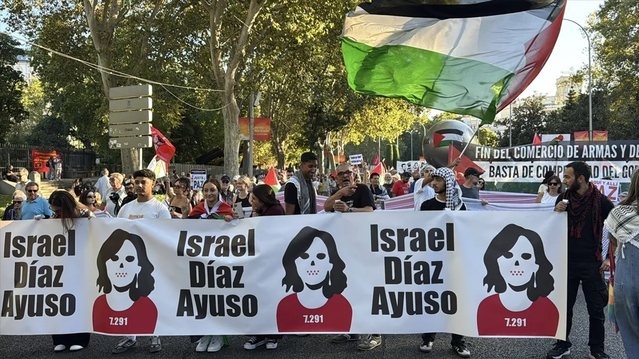 İspanya'da Yüz Binler İsrail'i Protesto Etti: Madrid ve Barselona'da Kitlesel Gösteriler