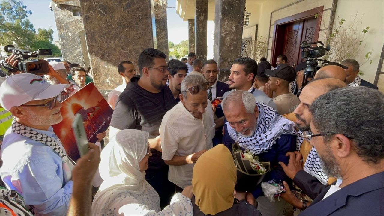 İsrail'in alıkoyduğu Libyalı aktivistler Ömer Muhtar gemisiyle Trablus'a döndü