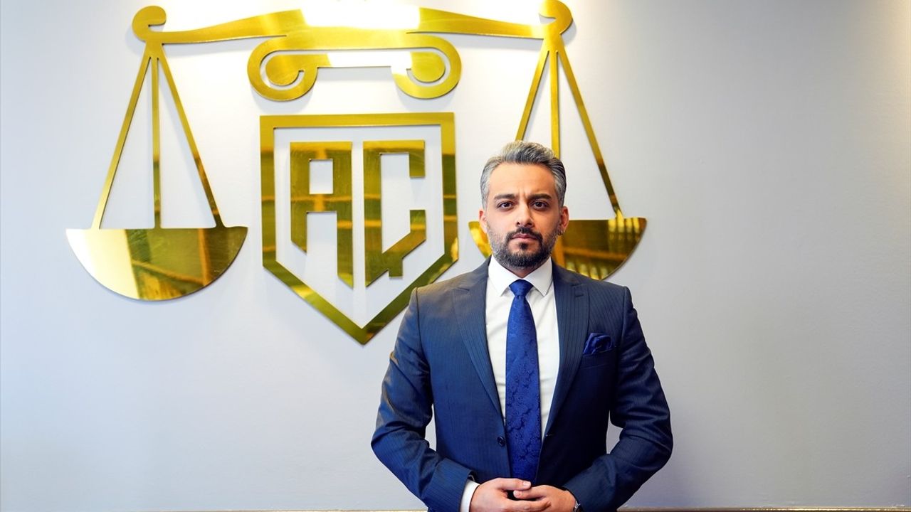 İstanbul Boğazı’nda kaybolan Rus yüzücü: Annesi 500 bin lira ödül verecek, aile savcılığa başvurdu