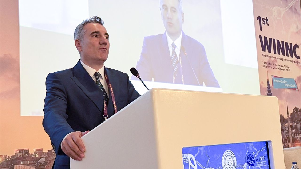 İstanbul'da 1. Dünya Girişimsel Nöroloji ve Nöroşirürji Kongresi başladı