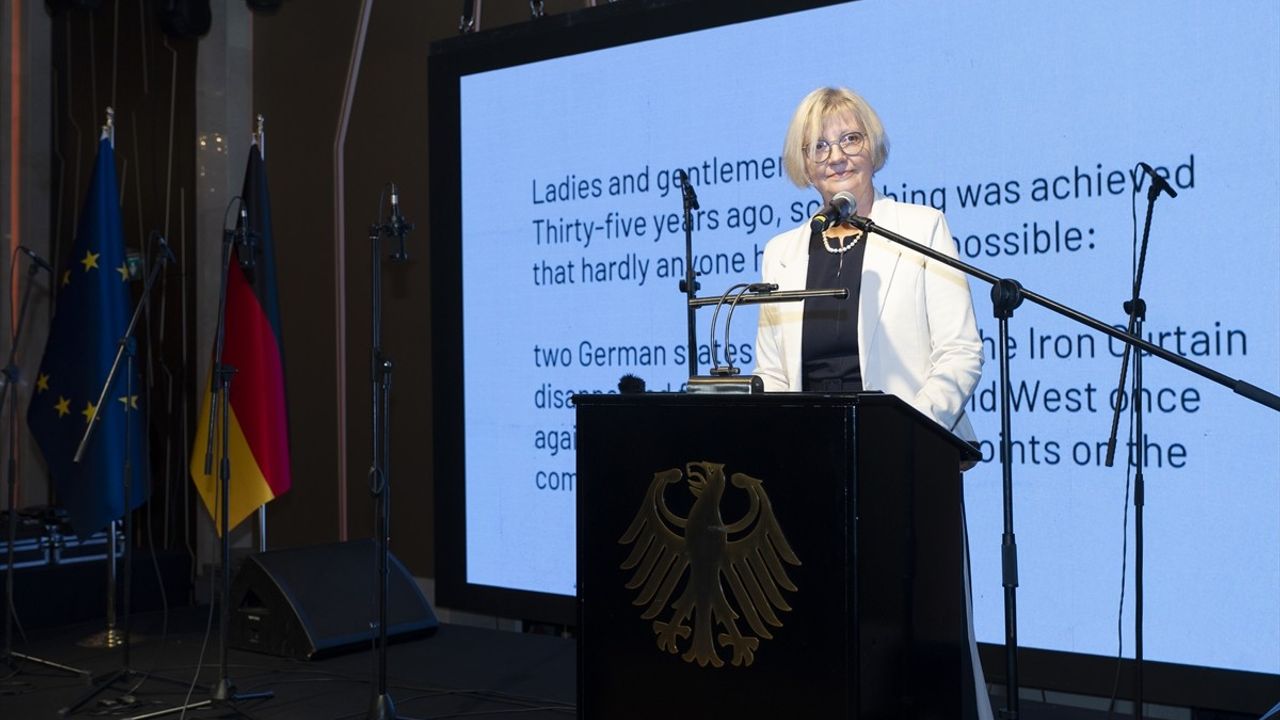 İstanbul'da Almanya Birlik Günü resepsiyonu: Büyükelçi Sorg'tan güvenlik, işbirliği ve ekonomik ilişkilere vurgu