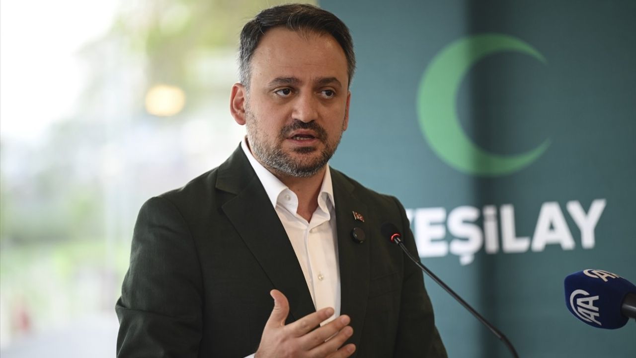 İstanbul'da 'Gençlik Çalışmalarını Yeniden Düşünmek' çalıştayı: gençlikle iletişim ve eğilimler değerlendirildi