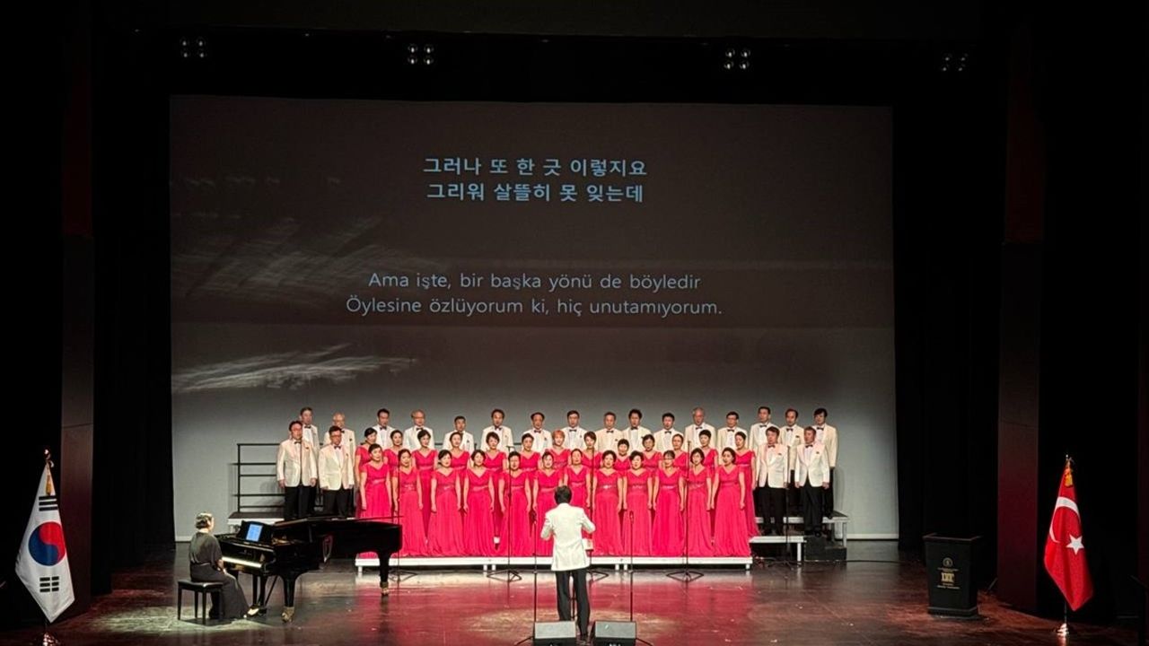 İstanbul'da Korea Grey Youth Choir'dan 75. Yılında Kore Gazilerini Anma ve Teşekkür Konseri