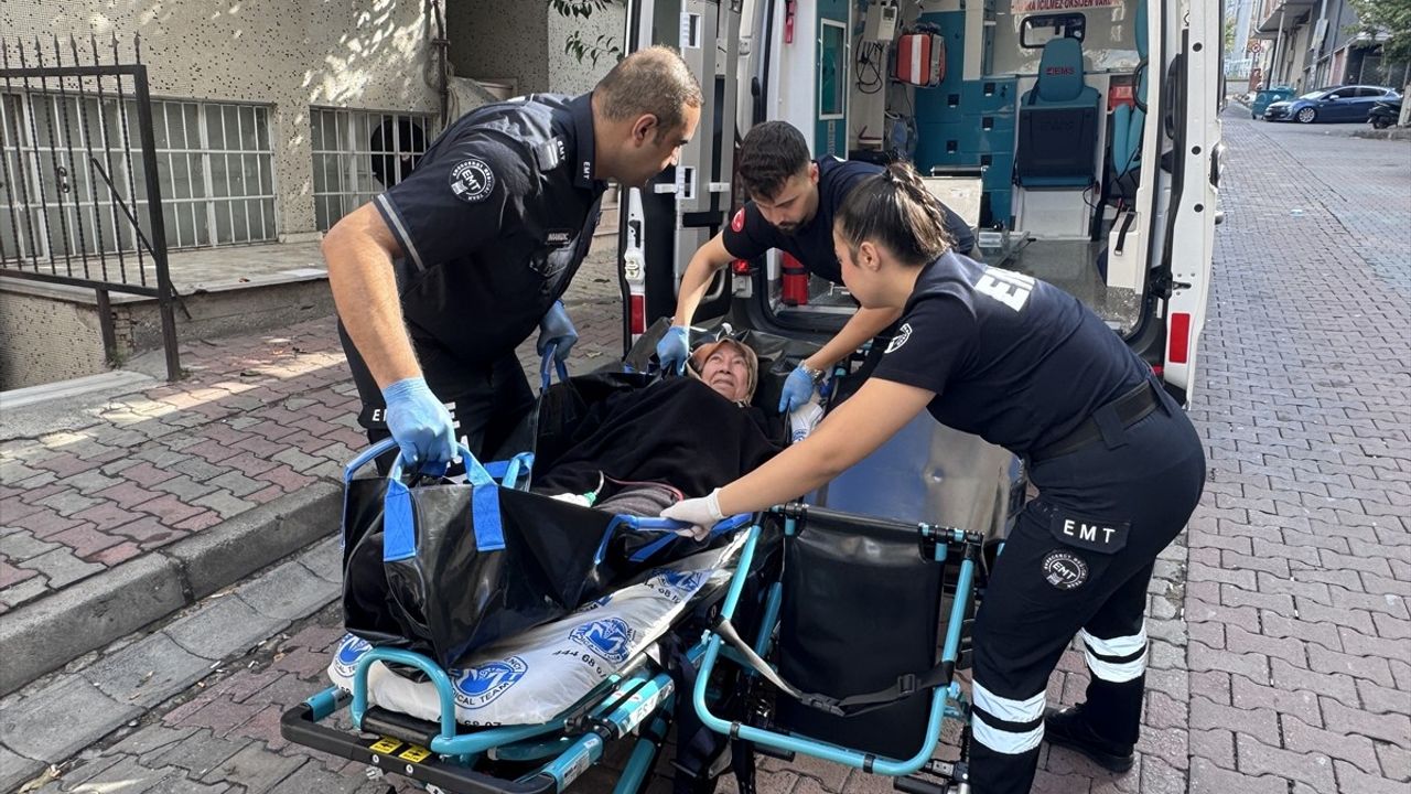İstanbul'da taburcu edilen hastalara ücretsiz ambulansla ev nakli