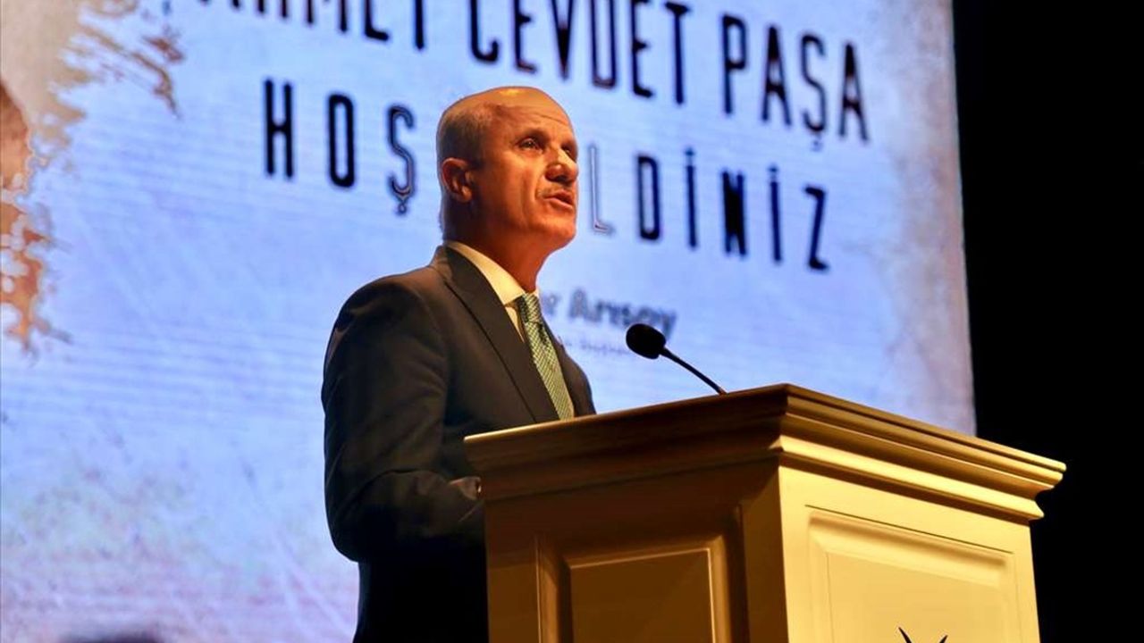 İstanbul'da "Yegane-i Zaman: Ahmed Cevdet Paşa" uluslararası sempozyumu başladı