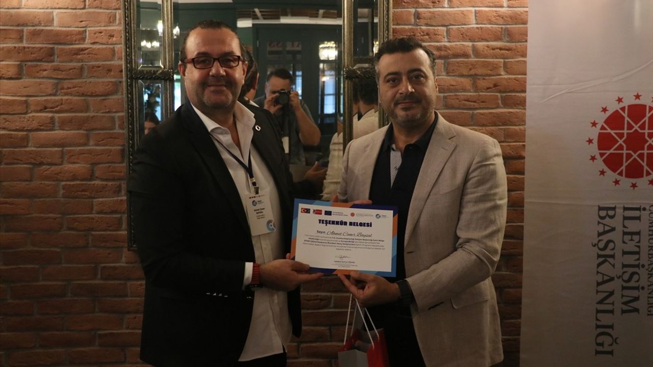 İzmir ve Manisa iletişim öğrencilerine sosyal medya ve habercilik etiği eğitimi