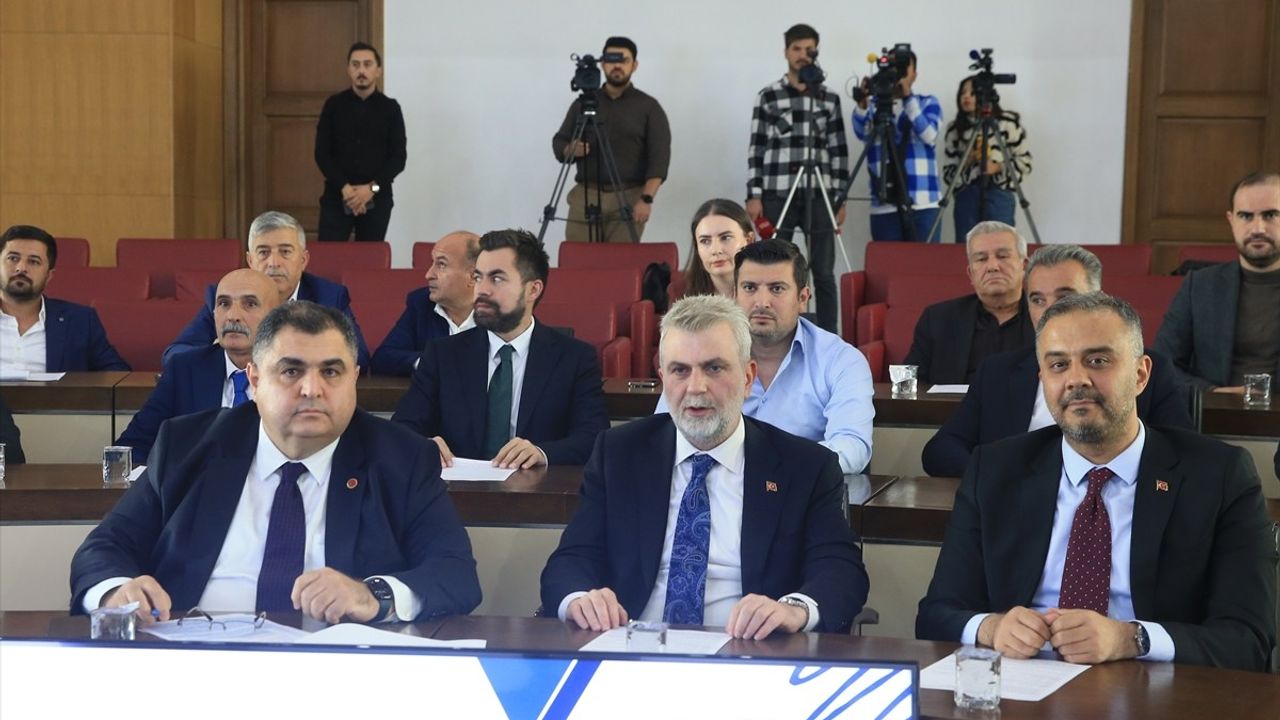 Kahramanmaraş'ta 'Sahipsiz Hayvanları Koruma Birliği' kuruldu