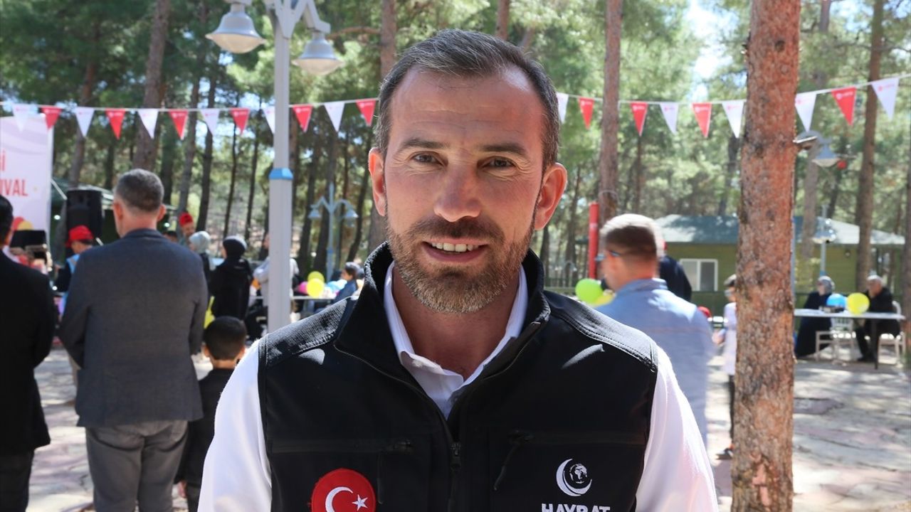 Kahramanmaraş'ta 'Yetimlerle Biz Bize' kampanyası kapsamında 200 depremzede yetim çocuk şenlikte ağırlandı