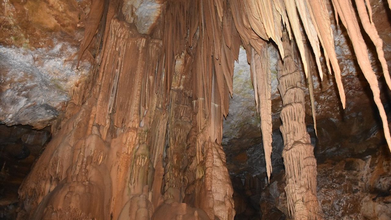 Karaca Mağarası'na bu yıl 114 bin 77 ziyaretçi