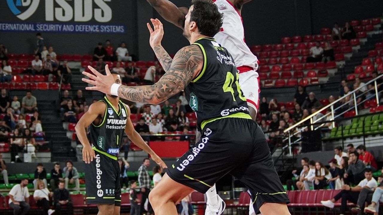 Karşıyaka 76-69 Yukatel Merkezefendi — Türkiye Sigorta Basketbol Süper Ligi 2. Hafta