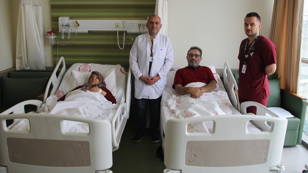 Kayseri'de anne ve oğlu 5 gün arayla geçirdikleri kalp krizinin ardından aynı gün anjiyo ve stentle sağlığına kavuştu