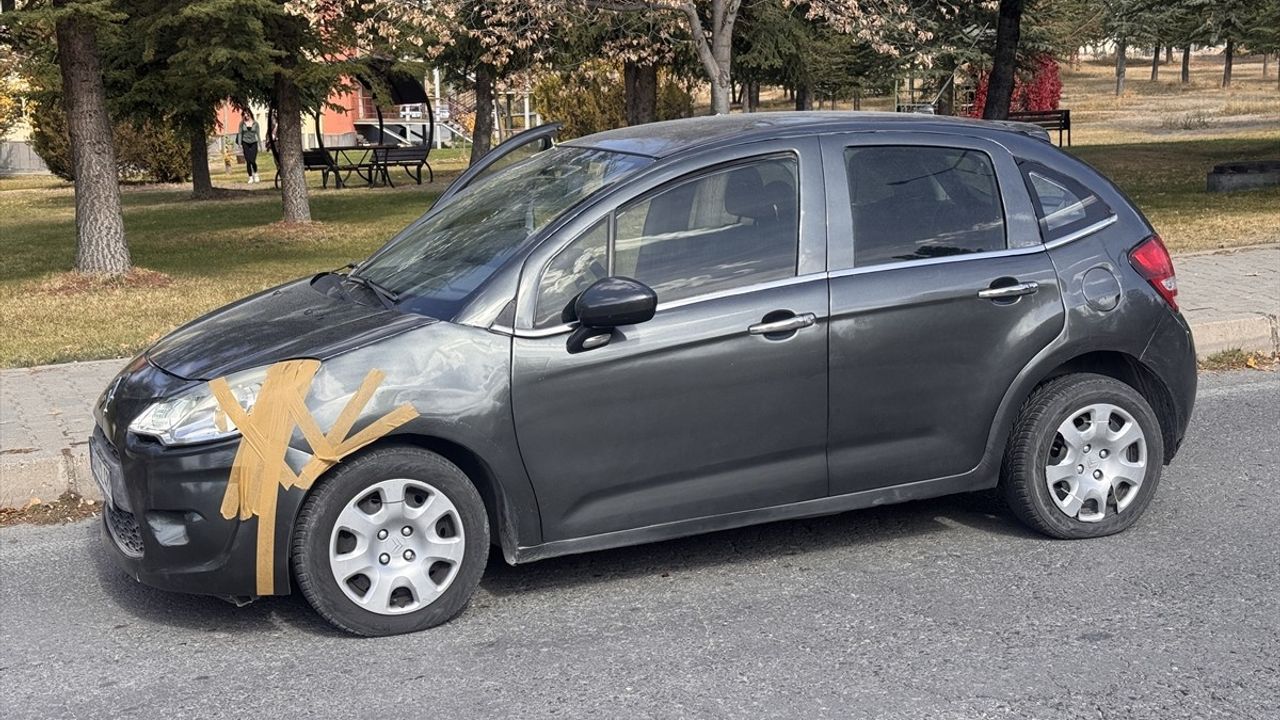 Kayseri'de Erciyes Üniversitesi öğrencisi fakülte girişinde eski eşi tarafından tüfekle vuruldu