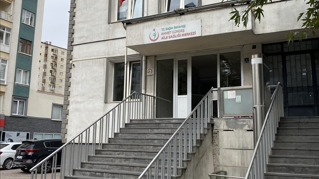 Kayseri Melikgazi'de aile sağlığı merkezinde sıra kavgası: 3 kişi yaralandı