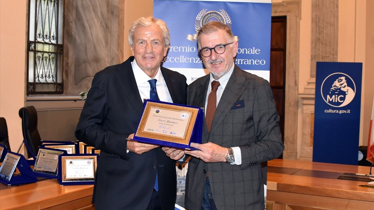 Kenan Yıldız ve Servet Yardımcı, Roma'da Akdeniz Mükemmeliyet Ödülleri'ne layık görüldü