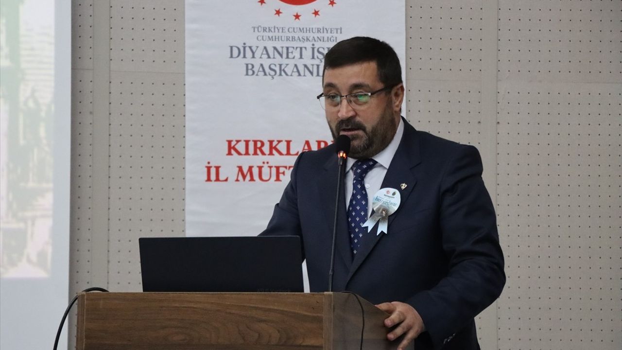 Kırklareli'de 'Kutlu Elçi'nin Örnekliği: Ailede Huzur, Camide Rehber' konferansı