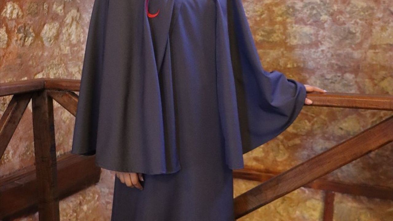 Kırklareli'de 'Sağlığın Tarihi Adımları Defilesi' — 1854'ten Bugüne Sağlık Kıyafetleri Sergilendi