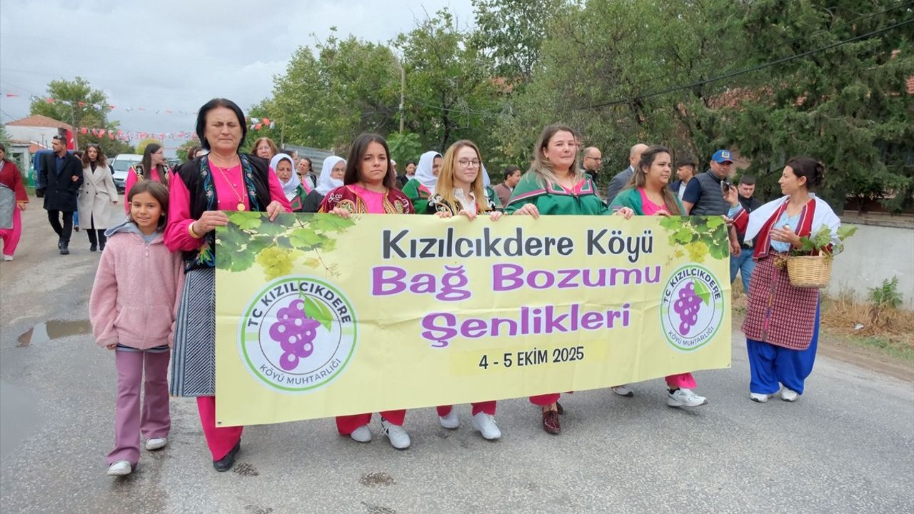 Kırklareli'nde Kızılcıkdere 5. Bağ Bozumu Şenlikleri başladı
