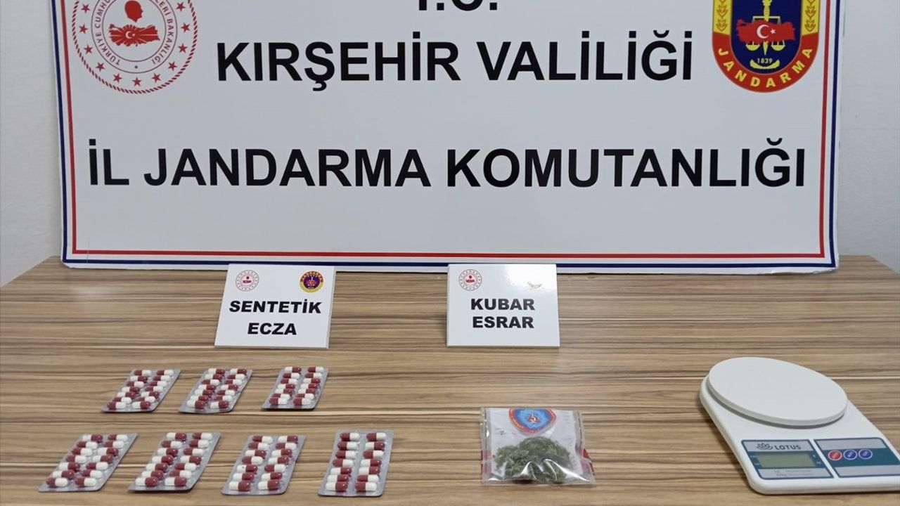 Kırşehir'de jandarma uyuşturucu operasyonu: 8 gözaltı, 4 tutuklama