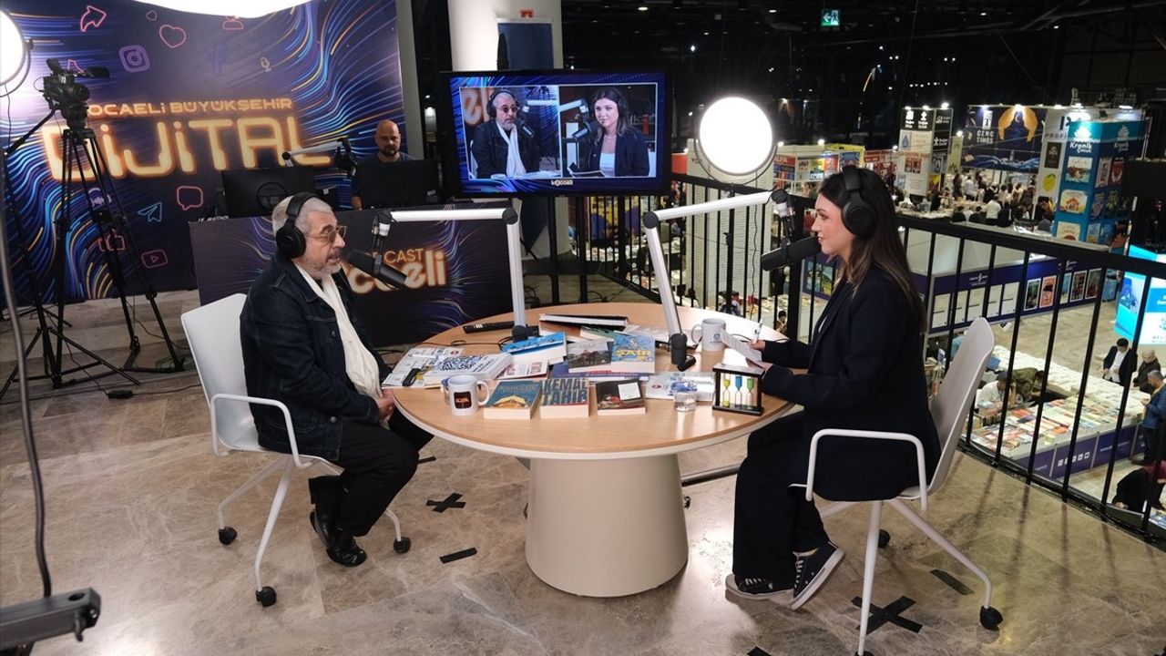 Kocaeli Kitap Fuarı'nda Okan Bayülgen: Filistin Partiler Üstü Bir Konu Olmalı