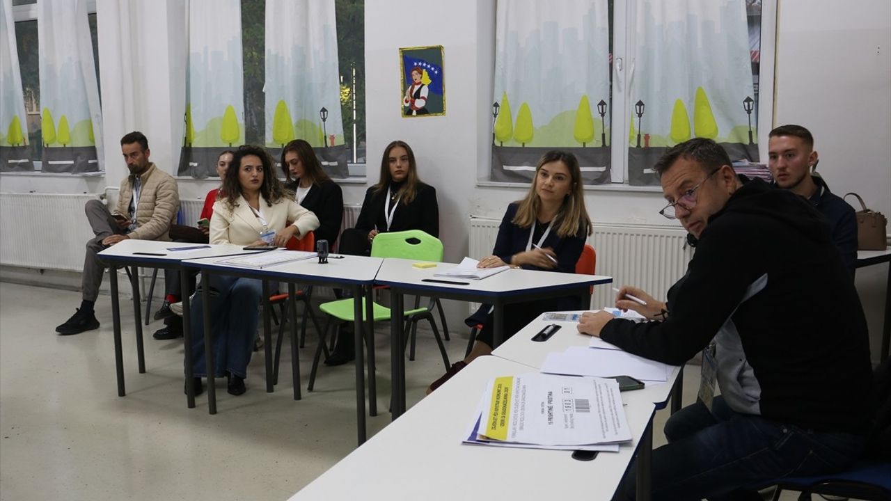 Kosova’da yerel seçimler başladı: 2 milyon 69 bin 98 seçmen sandıkta