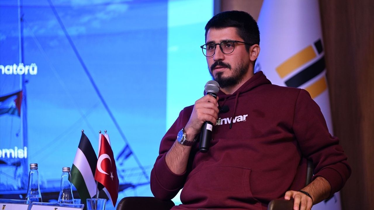 Küresel Sumud Filosu aktivistleri İstanbul Ticaret Üniversitesi'nde panelde tanıklıklarını anlattı