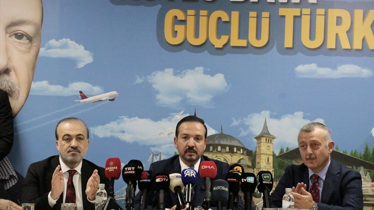 Kürşad Zorlu: Terörsüz Türkiye hedefine birlik ve dikkatle ilerlenmeli