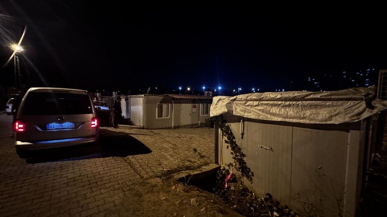 Malatya'da Manas Konteyner Kent'te silahlı kavga: 1 yaralı