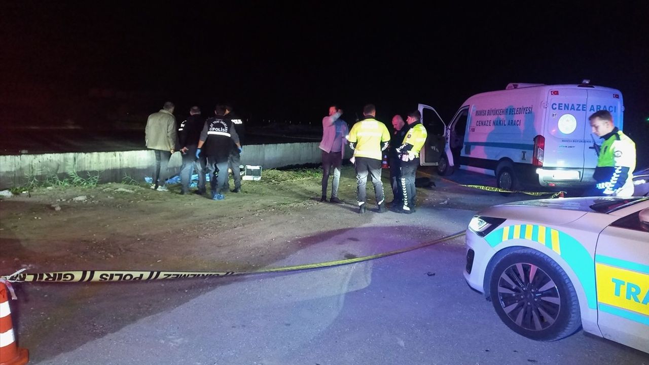 Manisa'da kanala düşen motosiklet sürücüsü yaşamını yitirdi