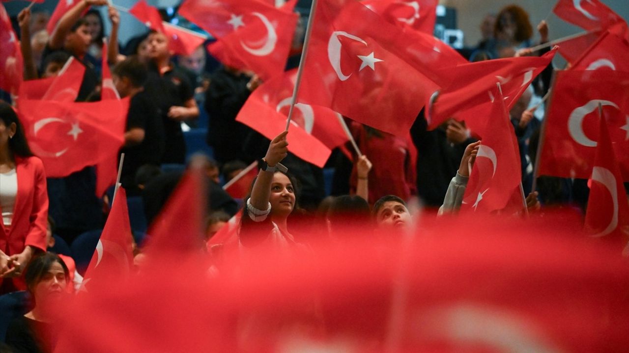 MEB'in 'Köklü Geçmişten Güçlü Cumhuriyete' Yarışmasının Ödül Töreni 29 Ekim Etkinlikleri Kapsamında Yapıldı