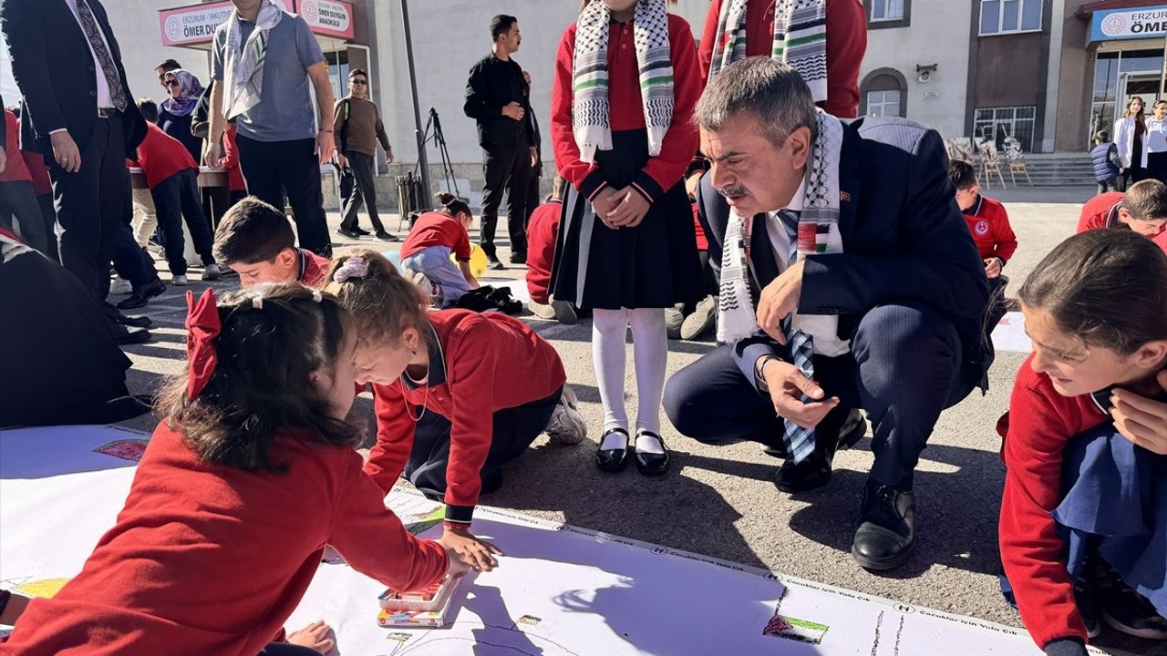 Milli Eğitim Bakanı Yusuf Tekin: Erzurum'da 'Filistin Farkındalık Etkinlikleri' Başladı