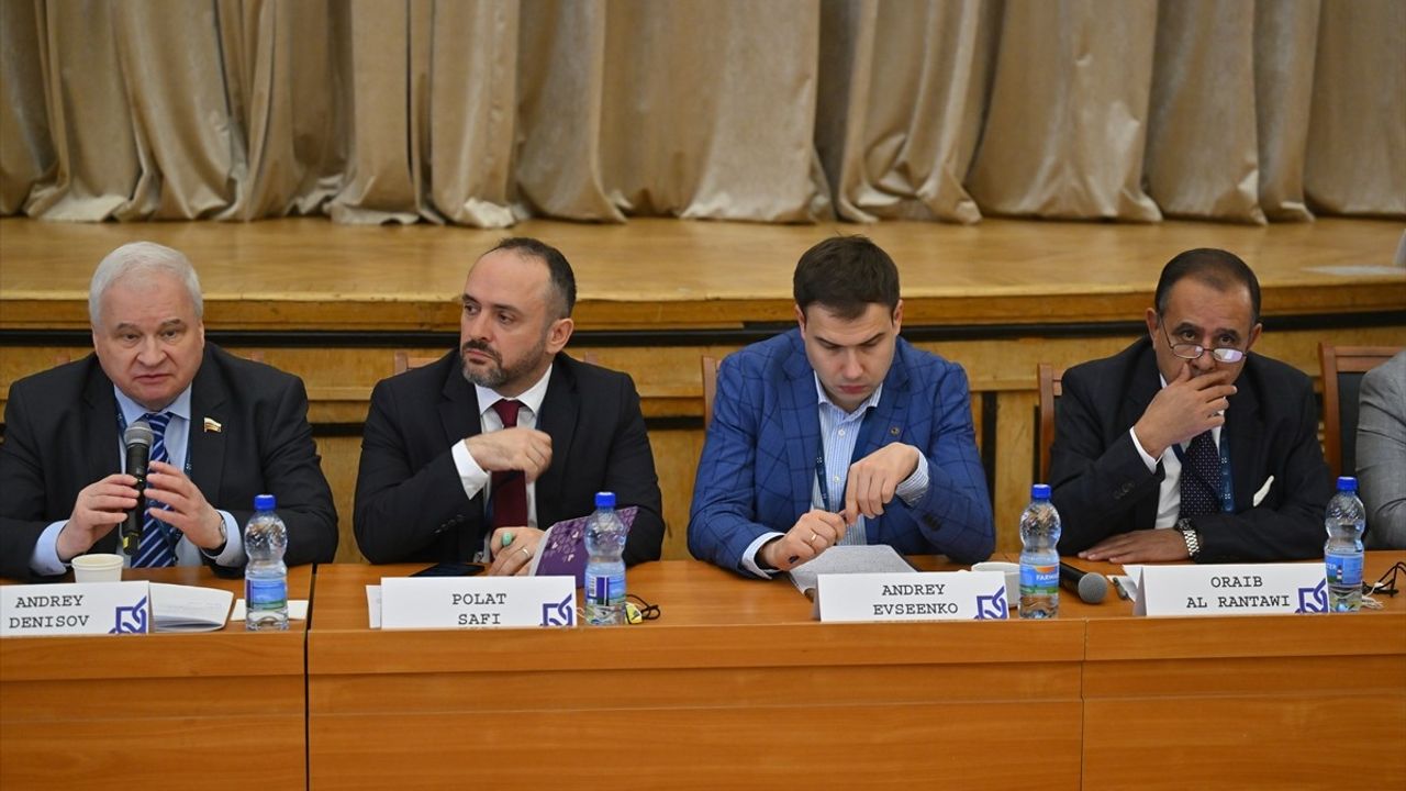 Moskova'daki 'Rusya-Orta Doğu' Forumu: Bölgesel Süreçler, Dış Aktörler ve Türkiye'nin Rolü