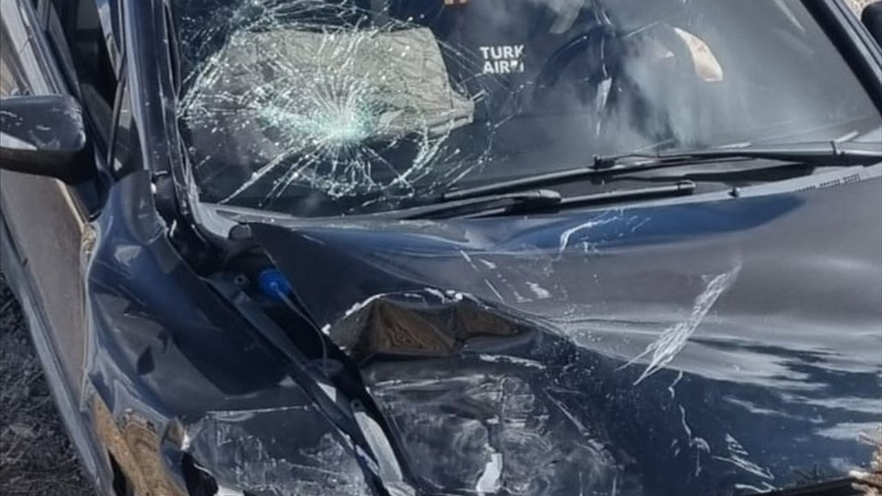 Nevşehir Kozaklı'da iki otomobil çarpıştı: 1 ölü, 1 yaralı