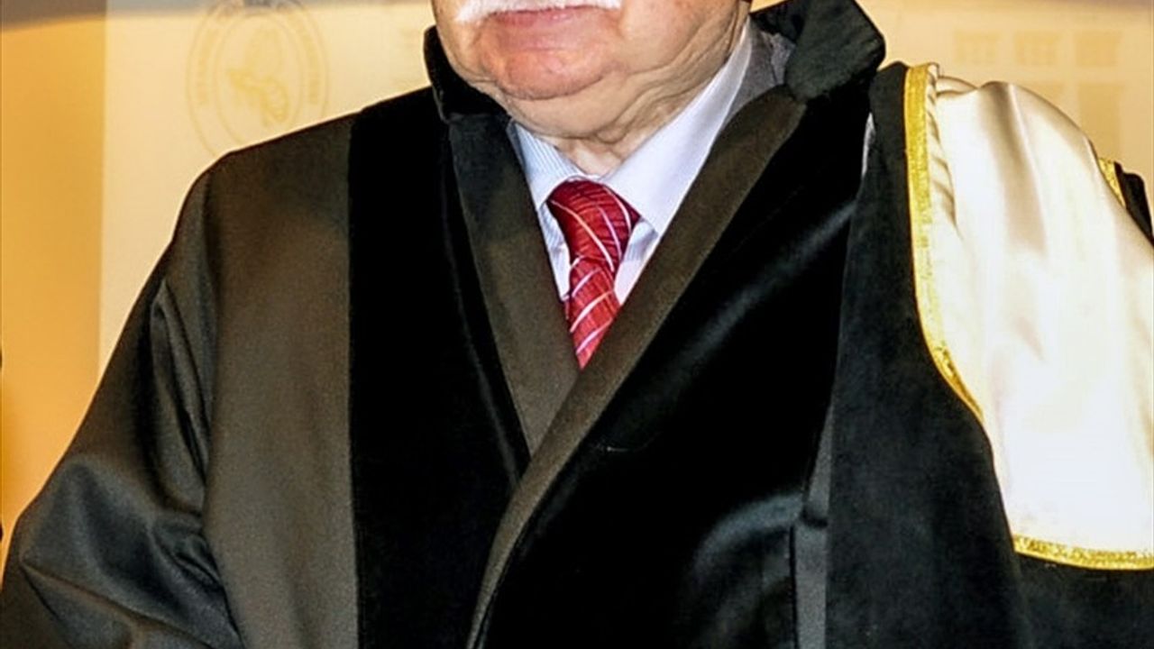 Neyzen, ebru sanatçısı ve fotoğrafçı Niyazi Sayın vefat etti