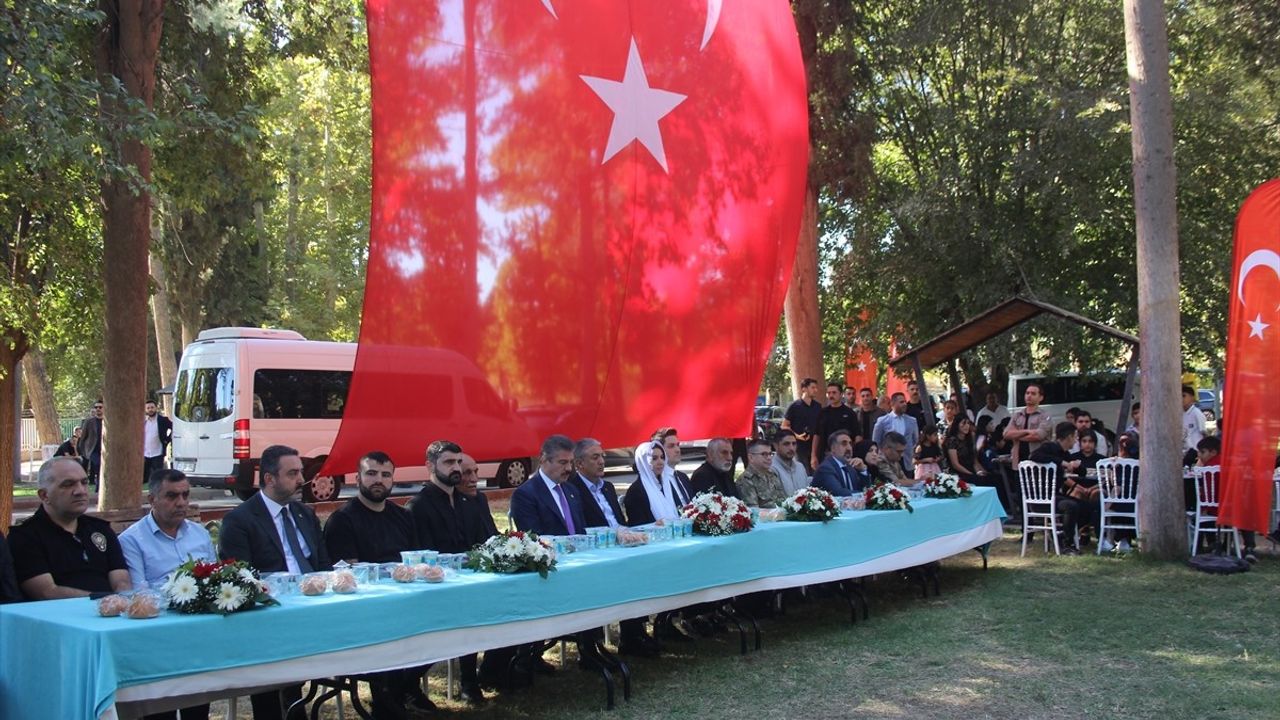 Nusaybin'de Barış Pınarı Harekatı'nda şehit olan 12 kişi anıldı