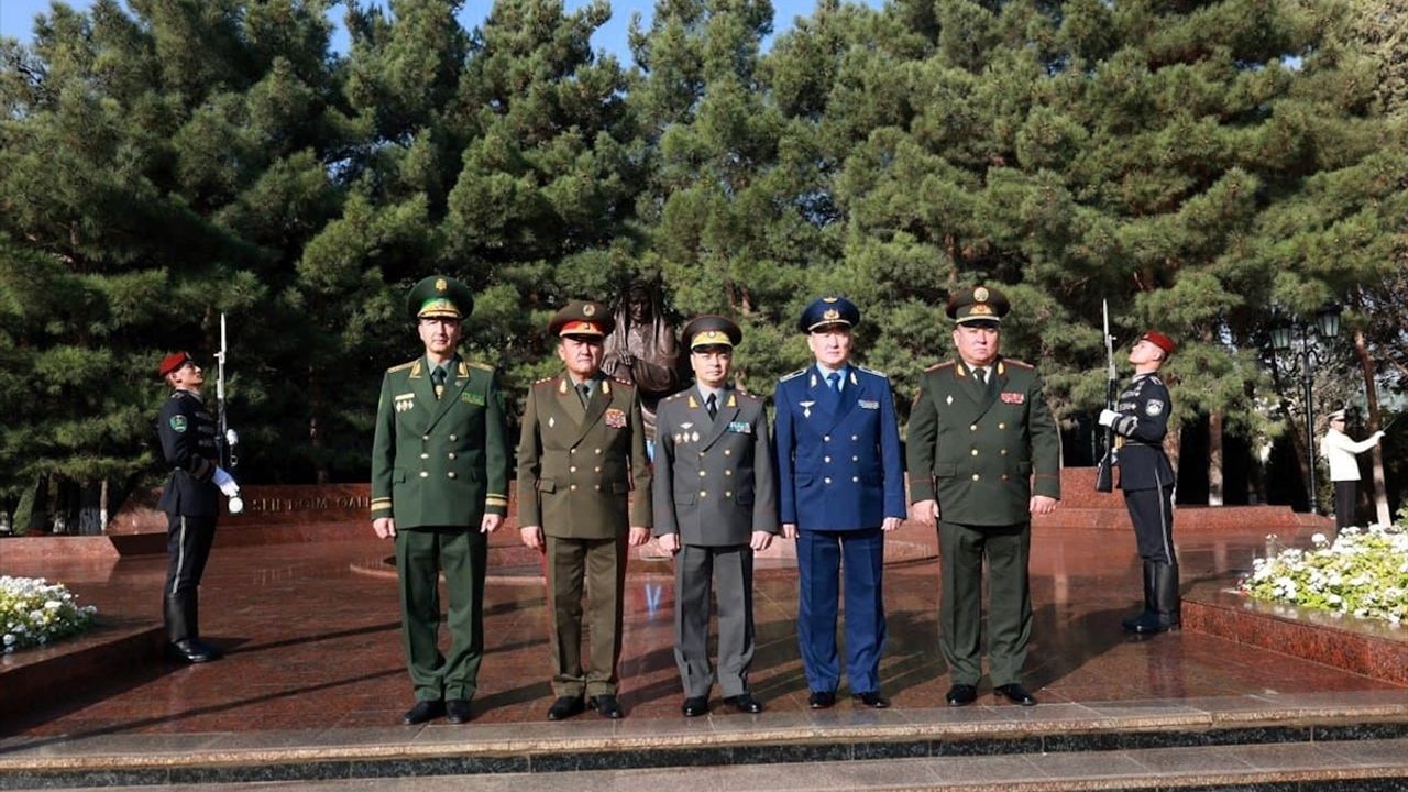 Orta Asya Savunma Bakanları Birinci Toplantısı Semerkant'ta gerçekleştirildi