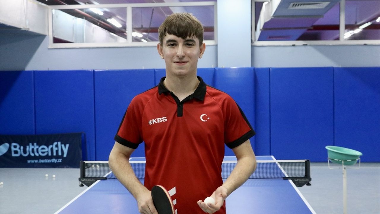 Otizmli ikizler Enes ve Burak Burç masa tenisinde yeni madalyalar için hazırlanıyor