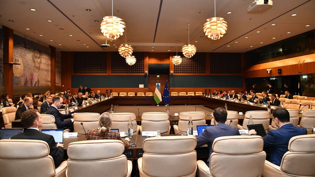 Özbekistan-AB İşbirliği Konseyi 18. Toplantısı Lüksemburg'da gerçekleştirildi