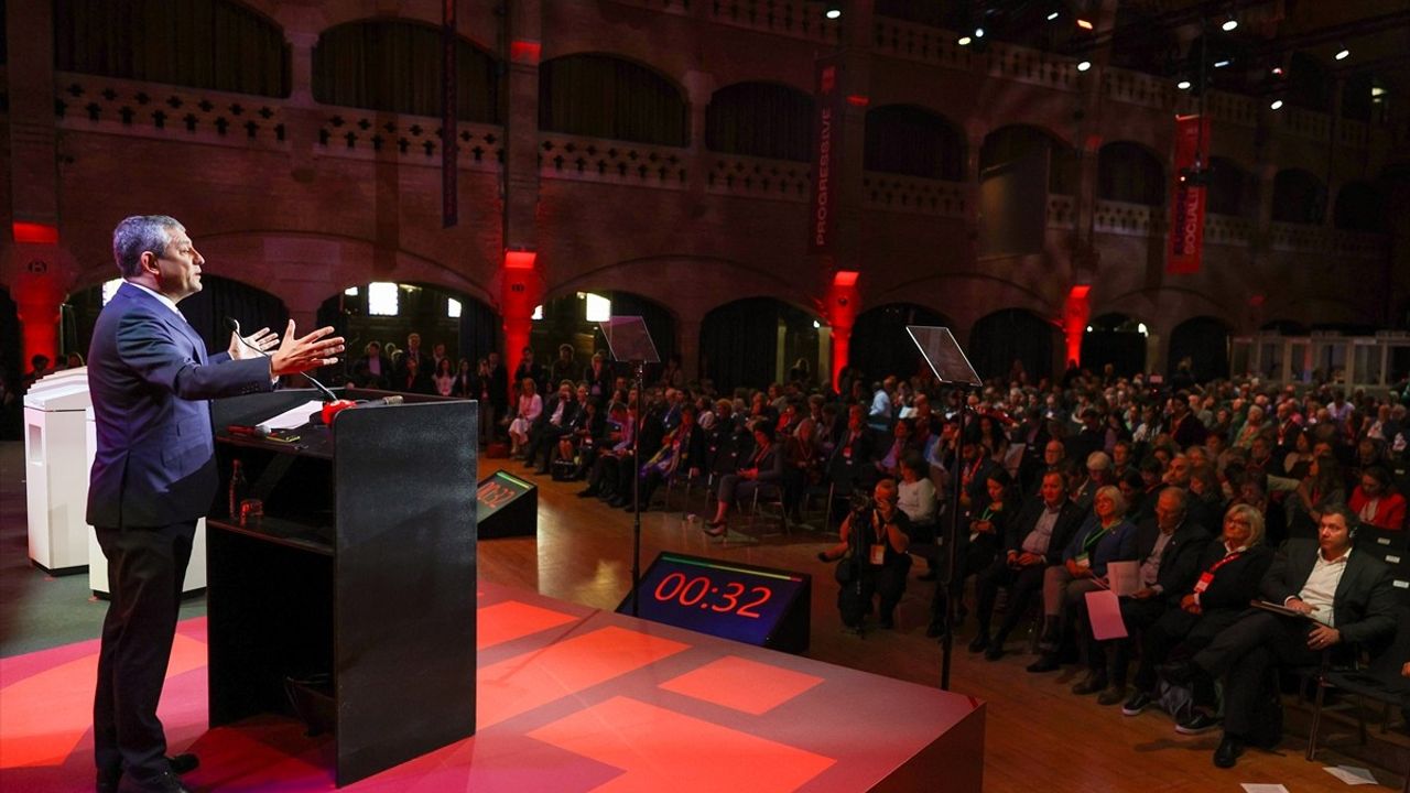 Özgür Özel: Türkiye, Demokratik Avrupa'nın Ayrılmaz Parçası Olmalı