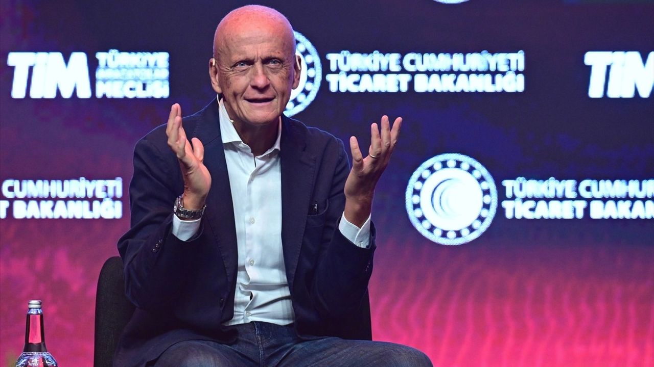 Pierluigi Collina: Türkiye ile yönettiğim 11 maçta takımlar yenilgi almadı