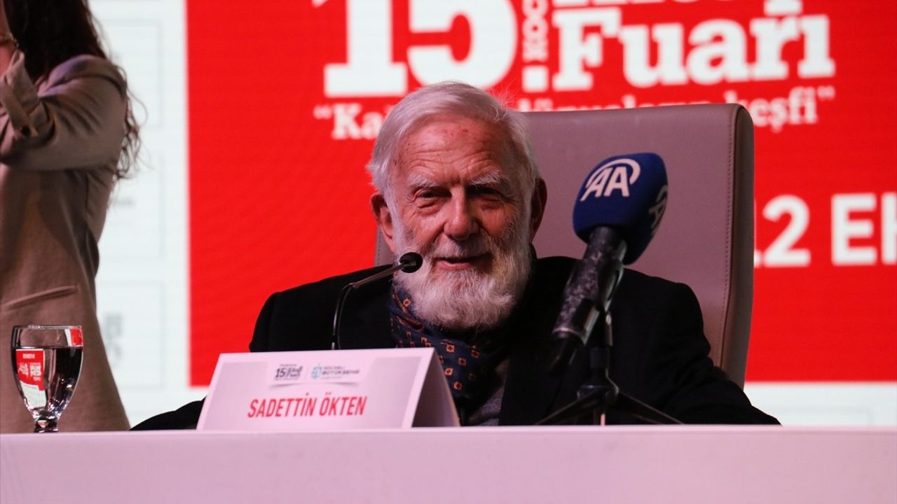 Prof. Dr. Sadettin Ökten ve Prof. Dr. Erhan Afyoncu Kocaeli Kitap Fuarı'nda konuştu